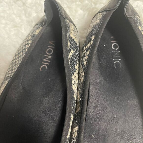 Visonic Leather Snakeskin Patterned Black & beige slip on Flats SZ10 - Picture 8 of 11